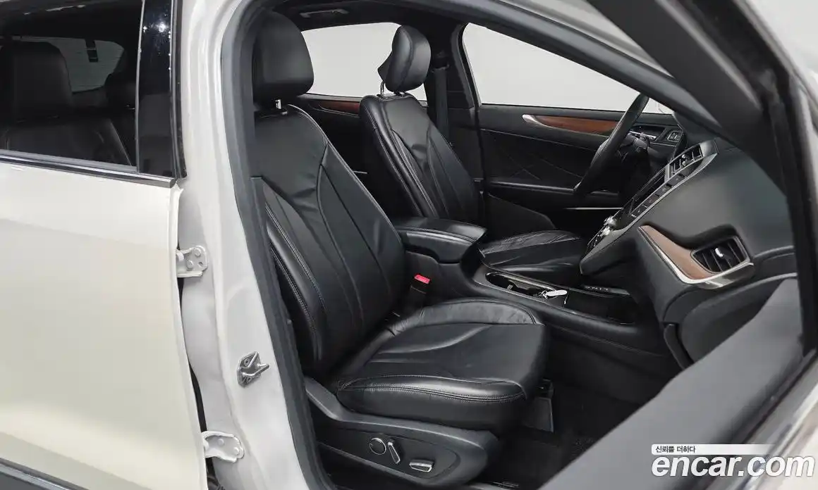 Lincoln MKC 2016 2.0 гидро в Москве № 282492, фото 10