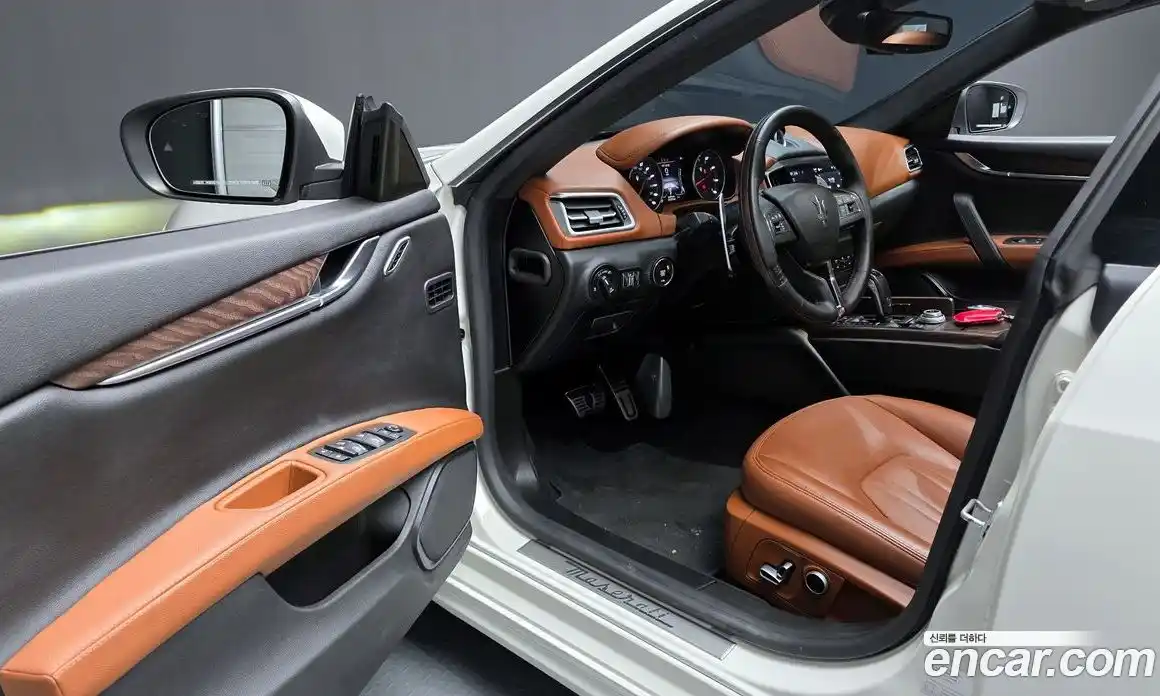 Maserati Ghibli 2022 2.0 гидро в Москве № 282753, фото 10