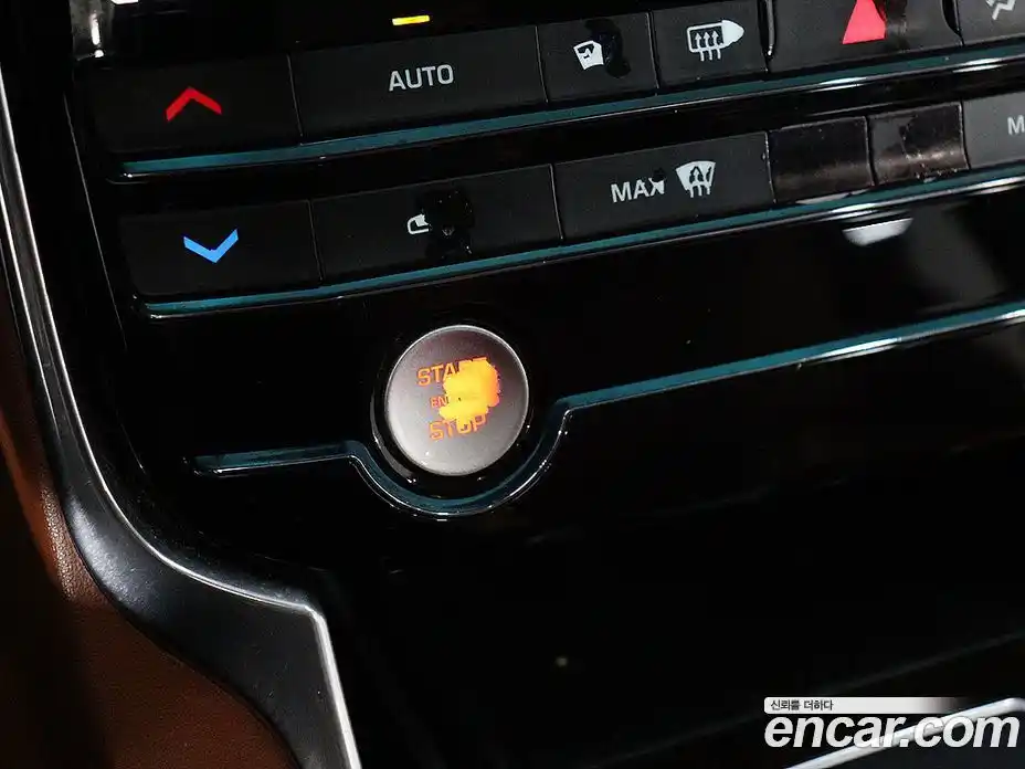 Jaguar XF 2017 2.0 гидро в Москве № 284017, фото 8