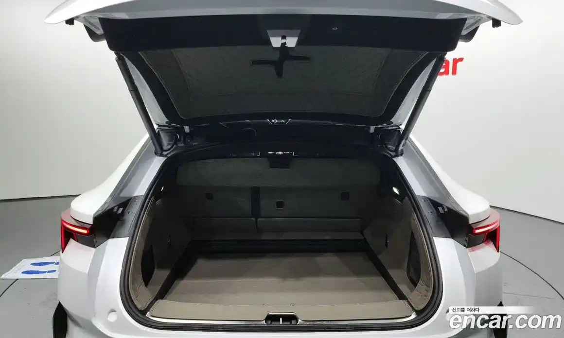 Polestar Polestar 4 2025 0.2 гидро в Москве № 284048, фото 20