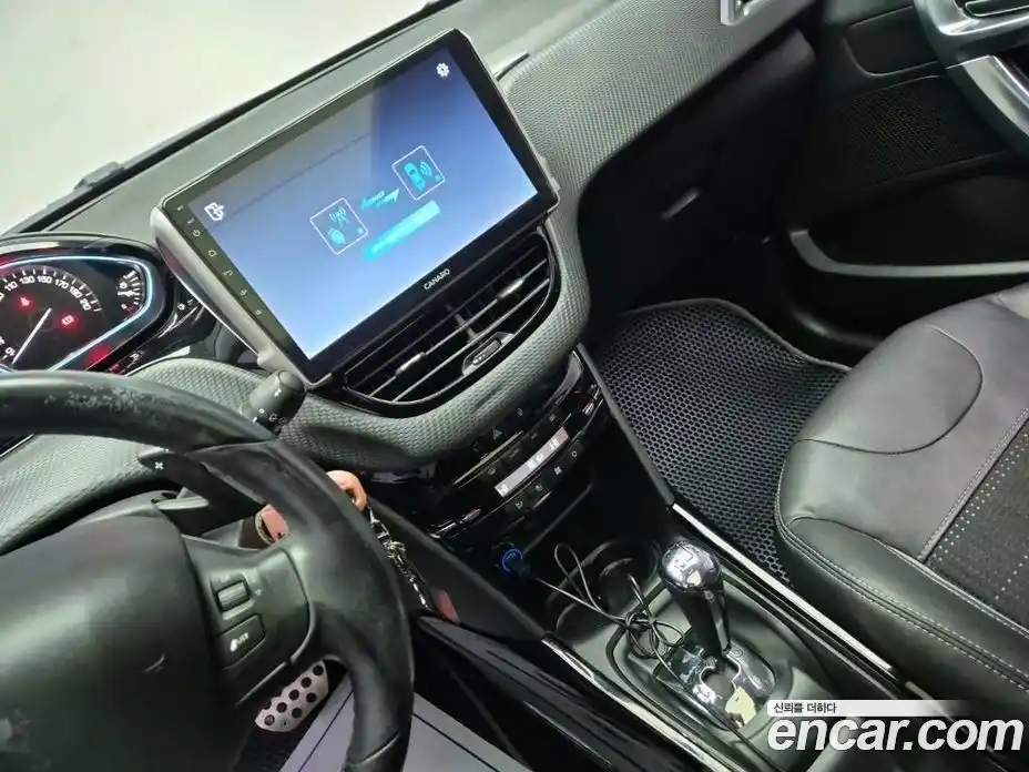 Peugeot 2008 2015 1.6 гидро в Москве № 338999, фото 11