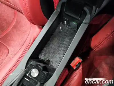 Ferrari SF90 2023 4.0 гидро в Москве № 340569, миниатюра 11