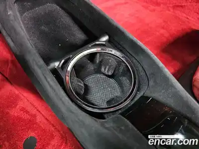 Ferrari SF90 2023 4.0 гидро в Москве № 340569, миниатюра 12