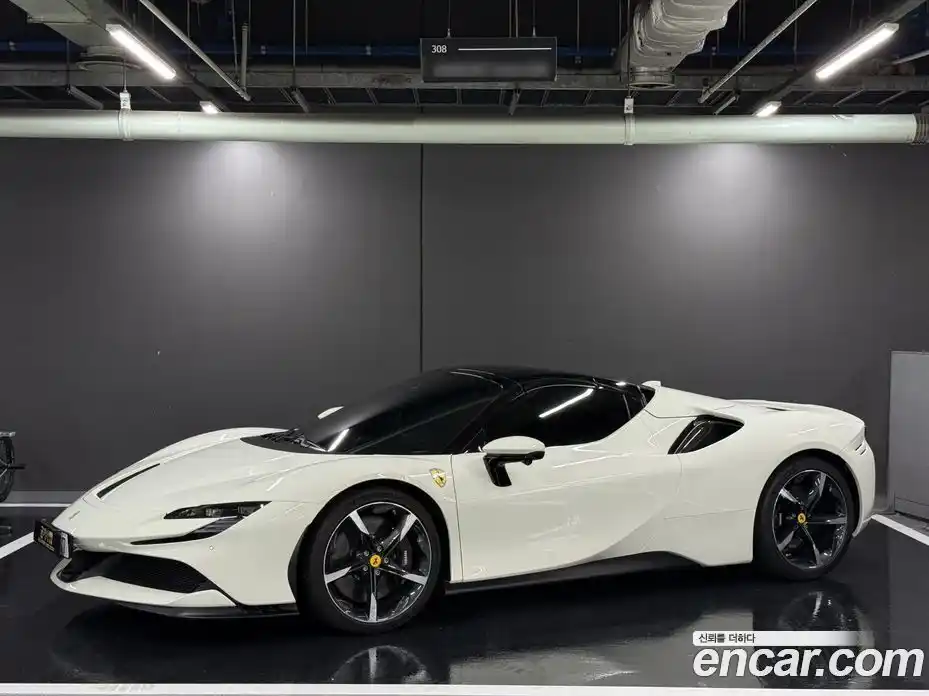 Ferrari SF90 2023 4.0 гидро в Москве № 340569, фото 3