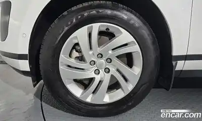 Land Rover Range-Rover Evoque 2025 2.0 гидро в Москве № 374676, миниатюра 4