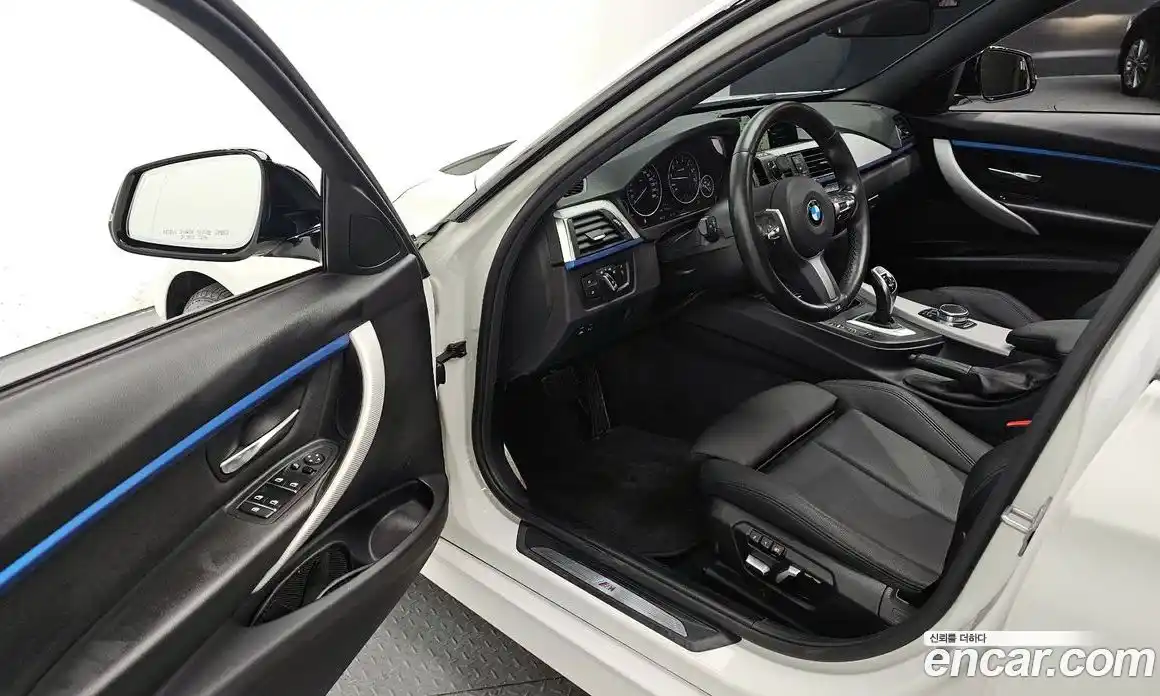 BMW 3-Series 2018 2.0 гидро в Москве № 386075, фото 11