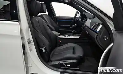 BMW 3-Series 2018 2.0 гидро в Москве № 386075, миниатюра 10