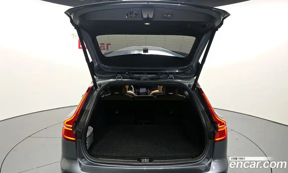 Volvo V60 2020 2.0 гидро в Москве № 392078, фото 20