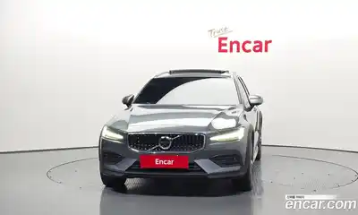 Volvo V60 2020 2.0 гидро в Москве № 392078, миниатюра 3
