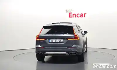 Volvo V60 2020 2.0 гидро в Москве № 392078, миниатюра 4