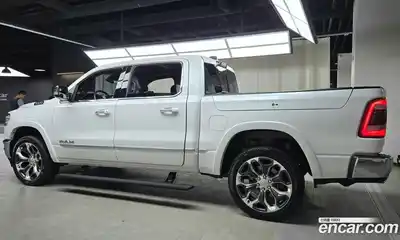 Dodge Ram Pick Up 2021 5.7 гидро в Москве № 402609, миниатюра 11