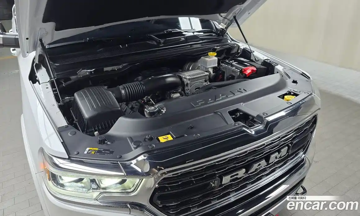 Dodge Ram Pick Up 2021 5.7 гидро в Москве № 402609, фото 6