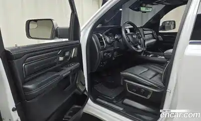 Dodge Ram Pick Up 2021 5.7 гидро в Москве № 402609, миниатюра 10