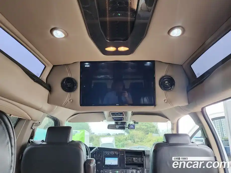 GMC Savana 2020 6.0 гидро в Москве № 406359, фото 16