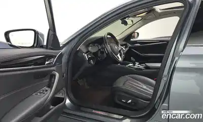 BMW 5-Series 2018 2.0 гидро в Москве № 464996, миниатюра 10