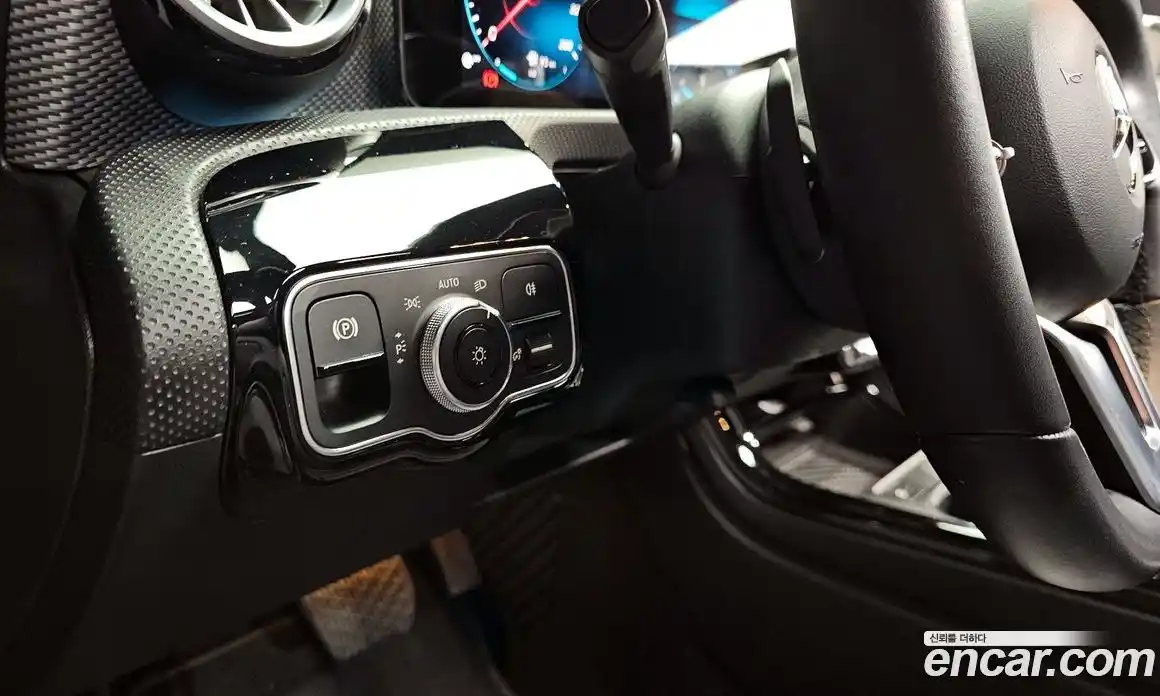 Mercedes-Benz A-Class 2022 2.0 гидро в Москве № 493998, фото 14