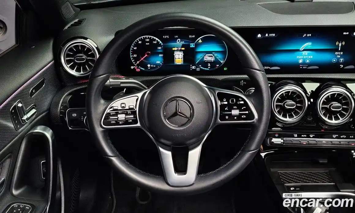Mercedes-Benz A-Class 2022 2.0 гидро в Москве № 493998, фото 15