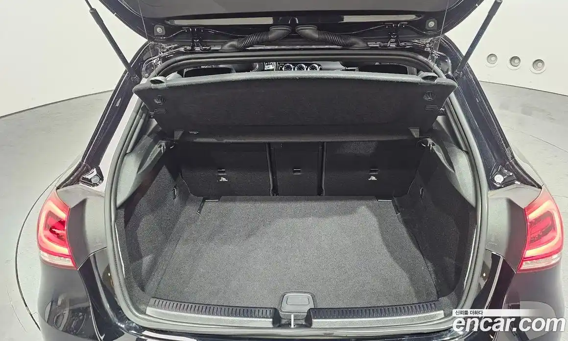 Mercedes-Benz A-Class 2022 2.0 гидро в Москве № 494135, фото 20