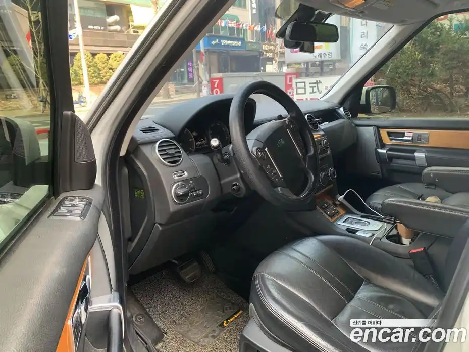 Land Rover Discovery 2013 3.0 гидро в Москве № 498713, фото 10