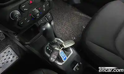 Jeep Renegade 2021 2.4 гидро в Москве № 521954, миниатюра 9