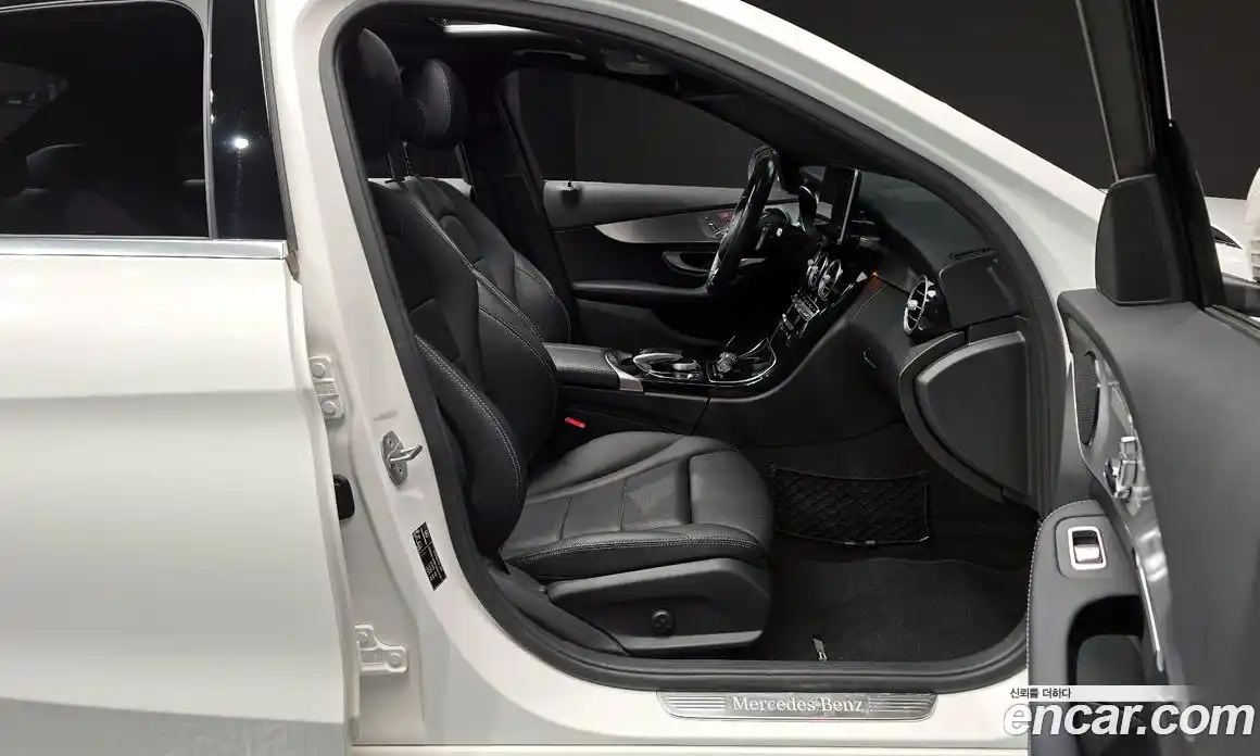 Mercedes-Benz C-Class 2018 2.0 гидро в Москве № 542778, фото 11