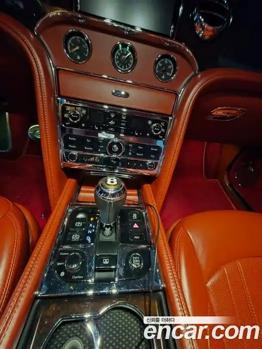 Bentley Mulsanne 2019 6.8 гидро в Москве № 548310, фото 7