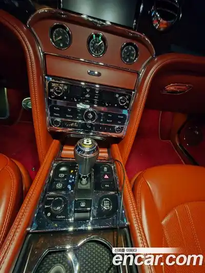 Bentley Mulsanne 2019 6.8 гидро в Москве № 548310, миниатюра 7