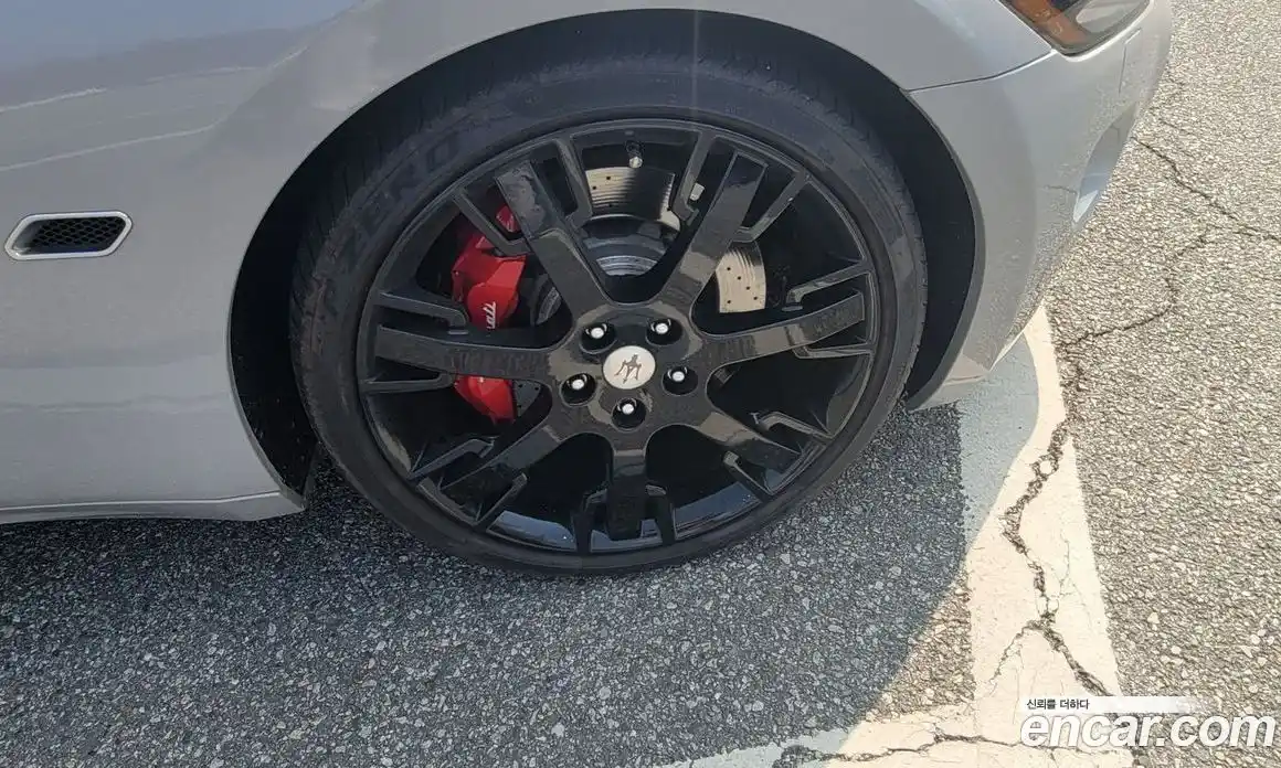 Maserati GranTurismo 2010 4.7 гидро в Москве № 585249, фото 5