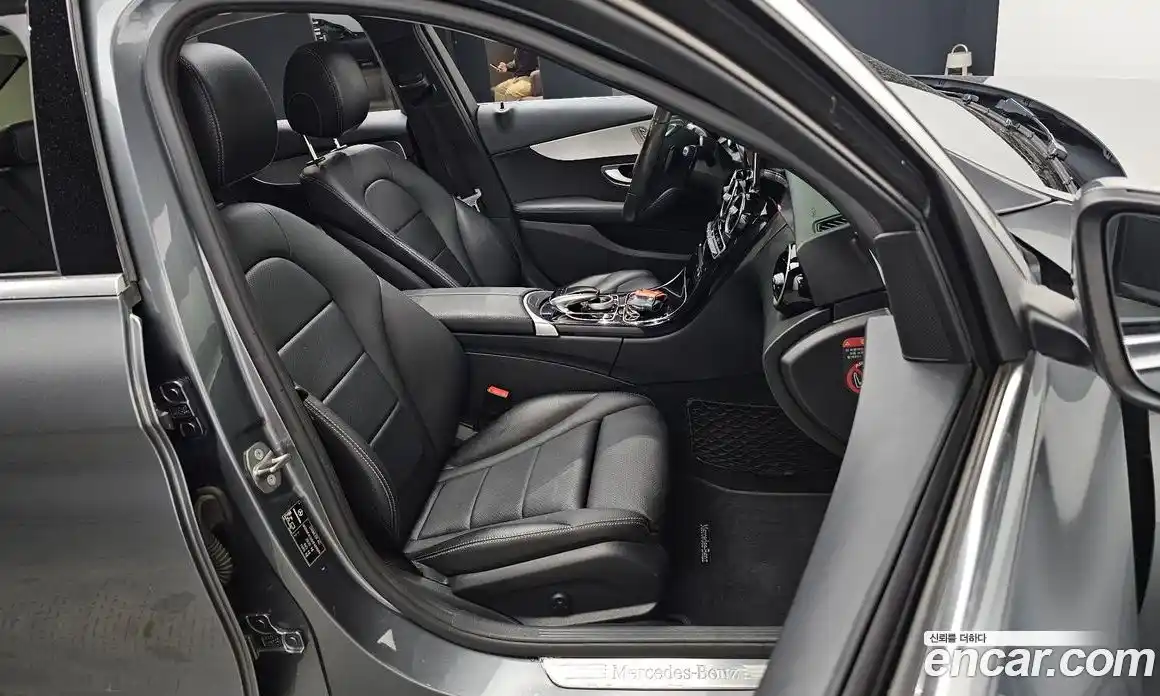 Mercedes-Benz C-Class 2017 2.0 гидро в Москве № 592487, фото 12