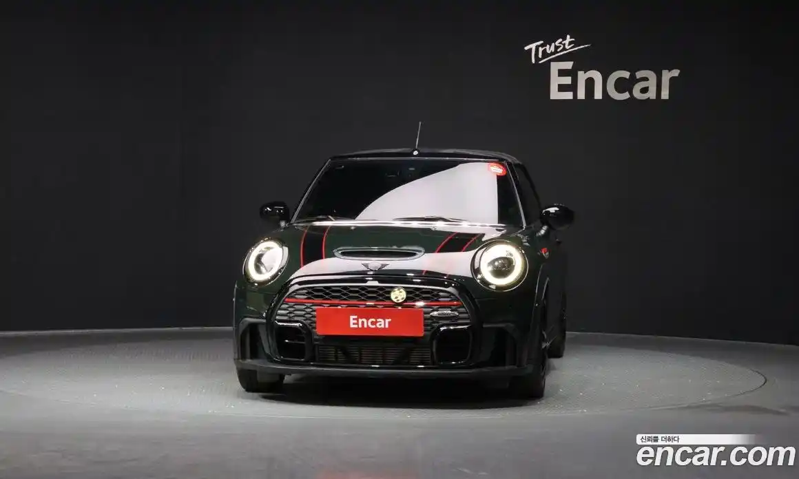 Mini Cooper Convertible 2024 2.0 гидро в Москве № 595051, фото 3