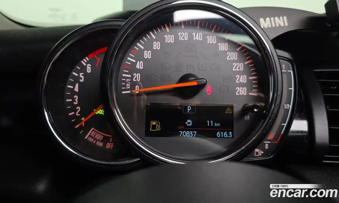 Mini Cooper 2019 1.5 гидро в Москве № 595183, фото 8