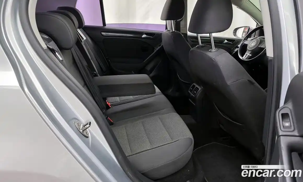 Volkswagen Golf 2011 1.6 гидро в Москве № 595672, фото 12