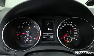Volkswagen Golf 2011 1.6 гидро в Москве № 595672, миниатюра 8