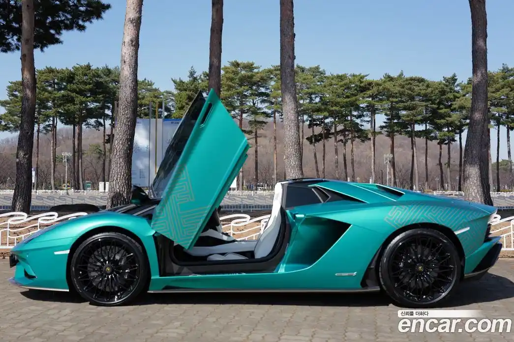 Lamborghini Aventador 2021 6.5 гидро в Москве № 611481, фото 6