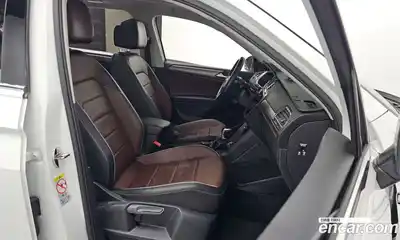 Volkswagen Tiguan 2023 2.0 гидро в Москве № 628908, миниатюра 11