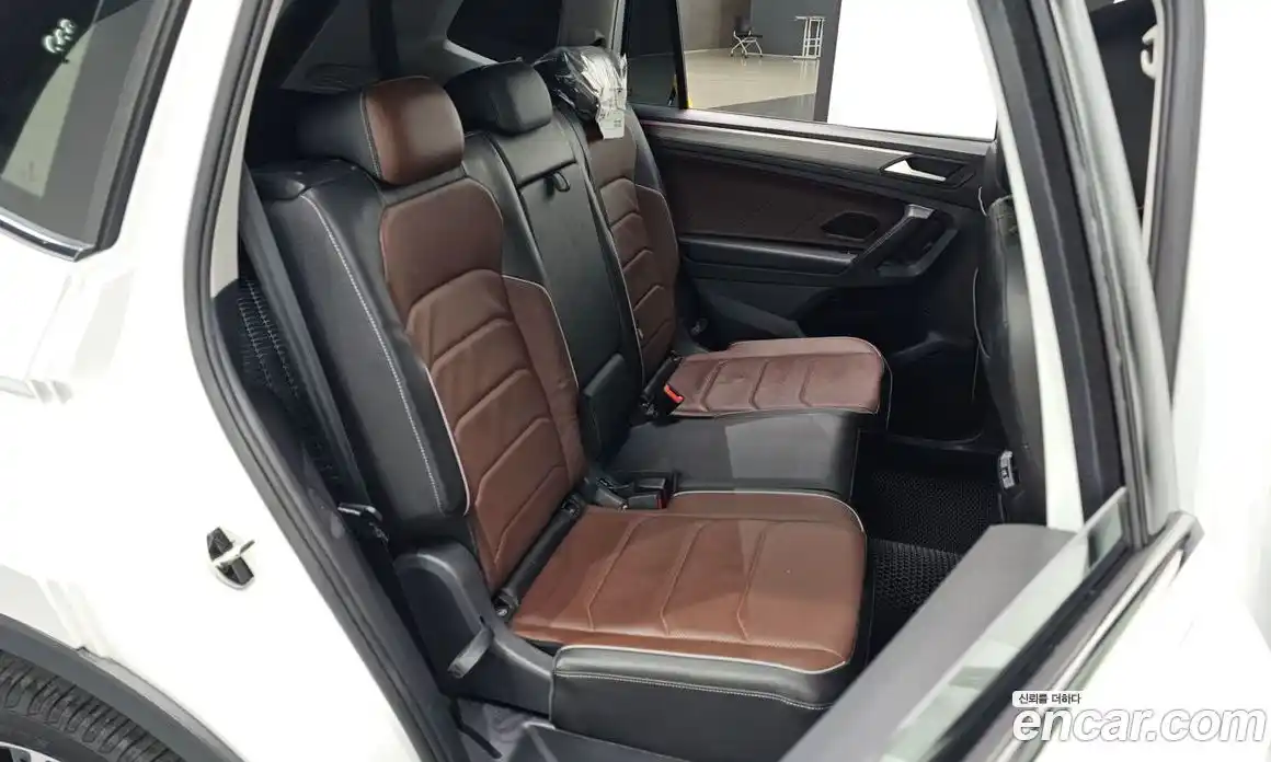Volkswagen Tiguan 2023 2.0 гидро в Москве № 628908, фото 12