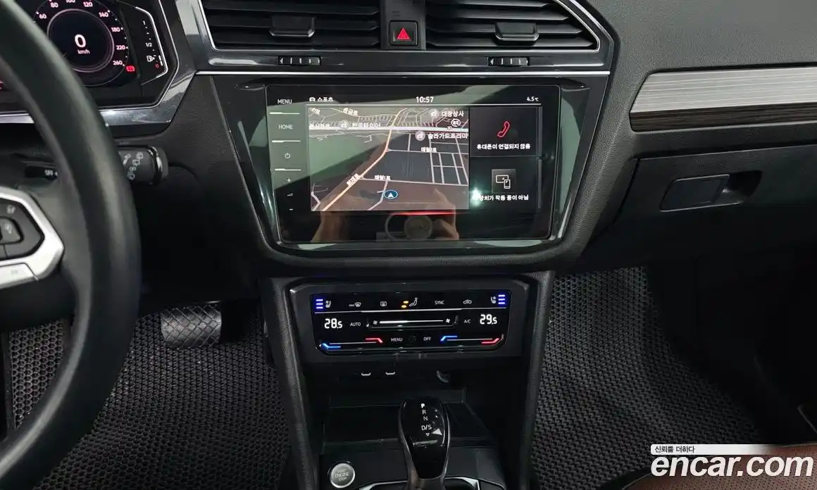 Volkswagen Tiguan 2023 2.0 гидро в Москве № 628908, фото 15