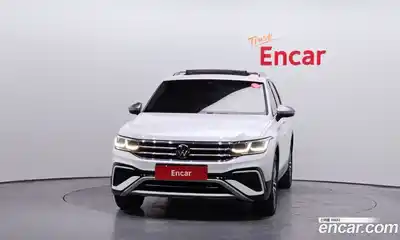 Volkswagen Tiguan 2023 2.0 гидро в Москве № 628908, миниатюра 3
