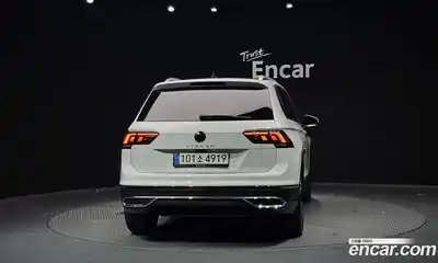 Volkswagen Tiguan 2021 2.0 гидро в Москве № 629174, миниатюра 4