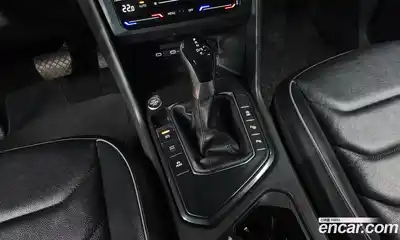 Volkswagen Tiguan 2021 2.0 гидро в Москве № 629174, миниатюра 9