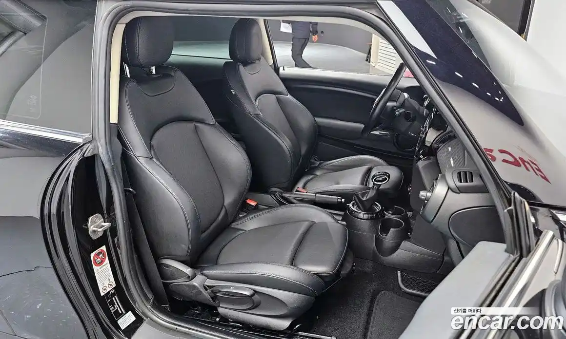 Mini Cooper 2014 1.5 гидро в Москве № 724932, фото 12