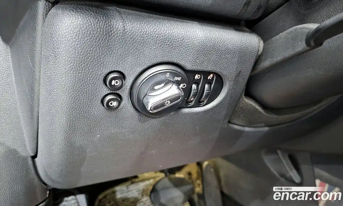 Mini Cooper 2014 1.5 гидро в Москве № 724932, фото 15