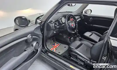 Mini Cooper 2014 1.5 гидро в Москве № 724932, миниатюра 10