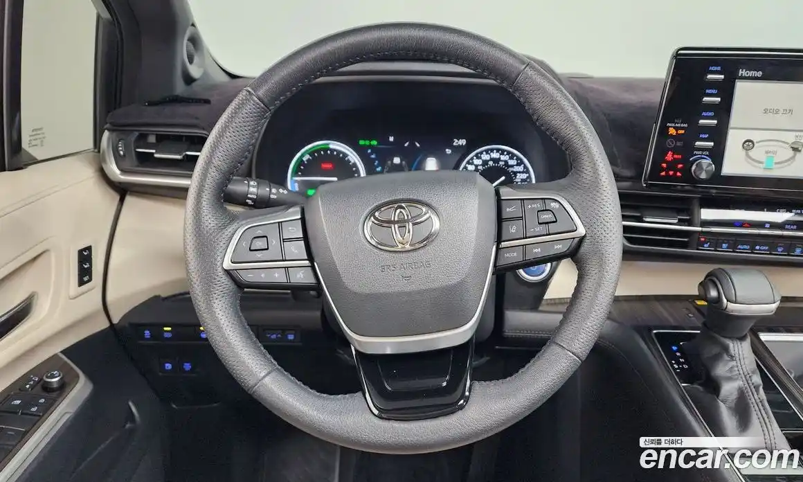 Toyota Sienna 2021 2.5 гидро в Москве № 750280, фото 13