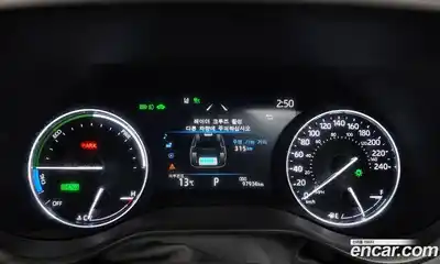 Toyota Sienna 2021 2.5 гидро в Москве № 750280, миниатюра 8