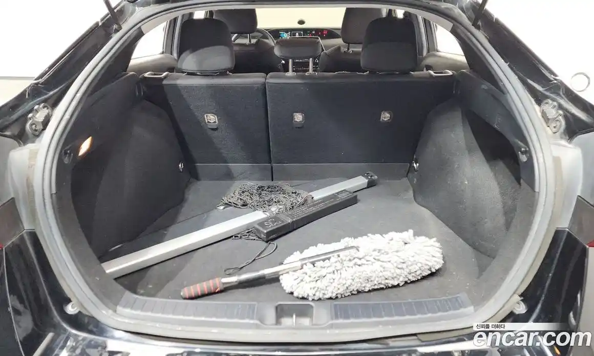 Toyota Prius 2019 1.8 гидро в Москве № 750291, фото 20