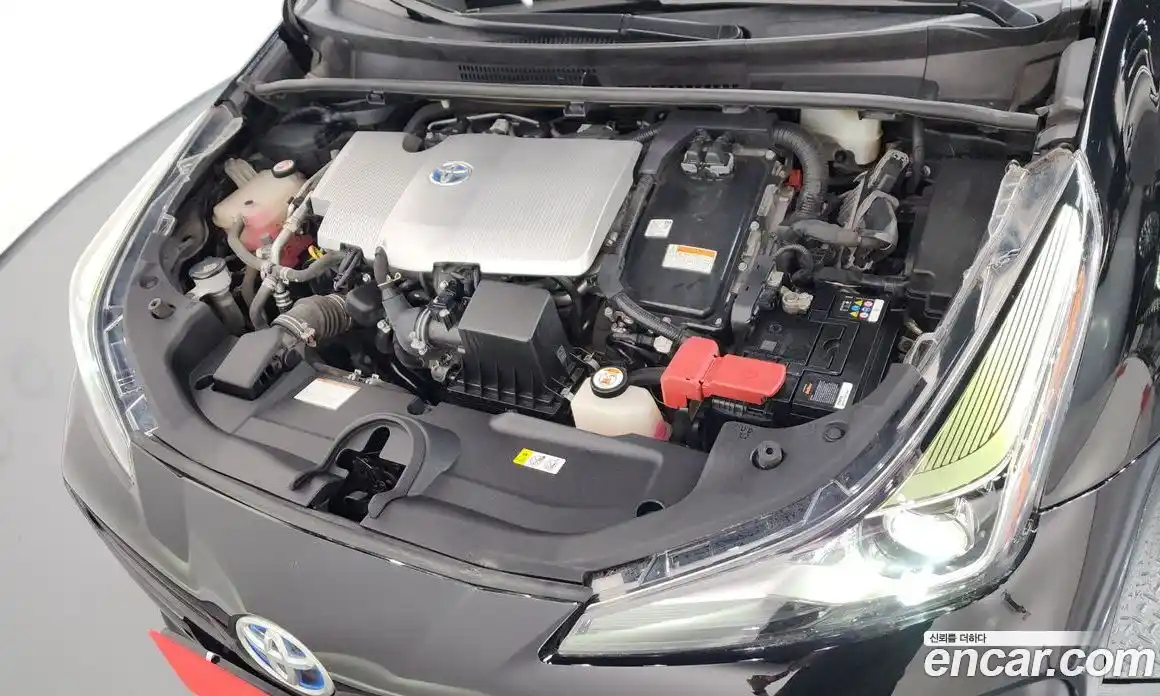 Toyota Prius 2019 1.8 гидро в Москве № 750291, фото 6