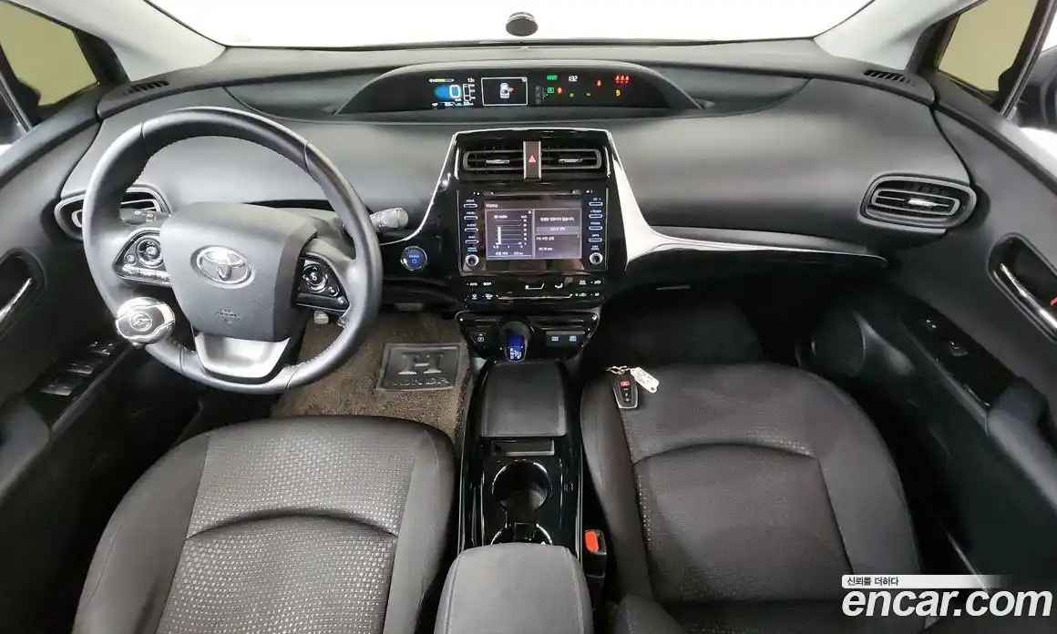 Toyota Prius 2019 1.8 гидро в Москве № 750291, фото 7