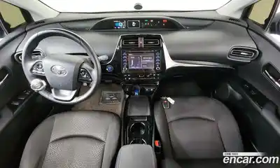 Toyota Prius 2019 1.8 гидро в Москве № 750291, миниатюра 7