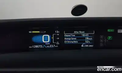 Toyota Prius 2019 1.8 гидро в Москве № 750291, миниатюра 8